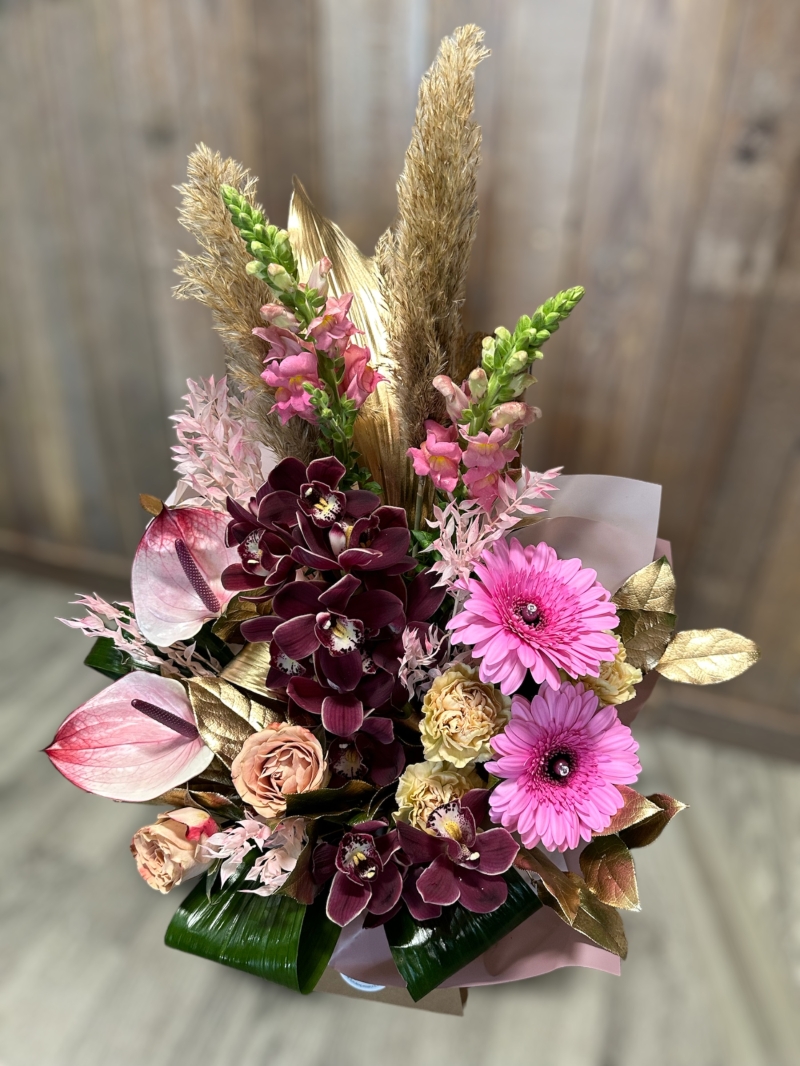 Luxe Box Flowers Arrangement