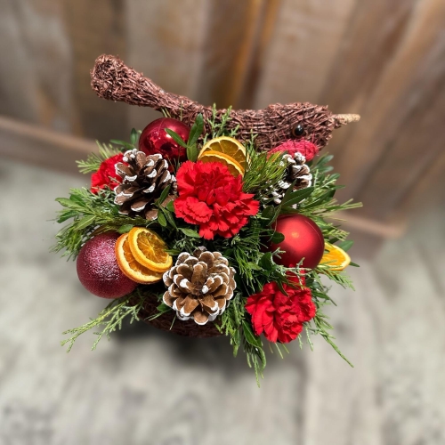 Robin Arrangement Design In Rustic Robin