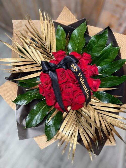 Be My Valentine Luxury Red Rose Handtied